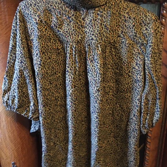 Leopard Print Button down - Picture 7 of 7